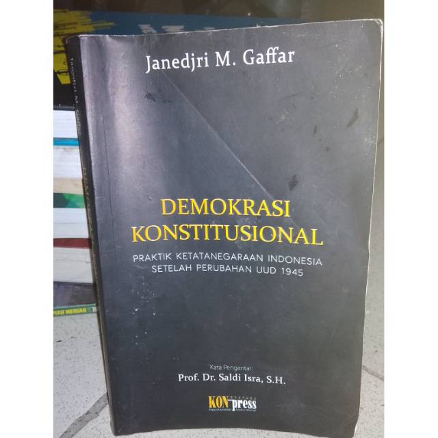 DEMOKRASI KONSTITUSIONAL