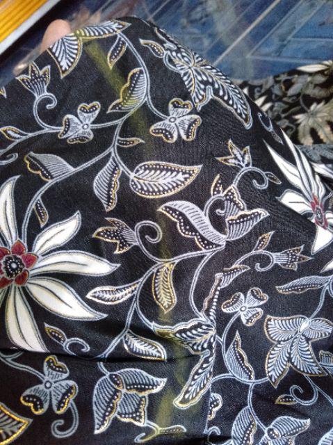 Couple Rok Dan Kemeja Pisang Silver