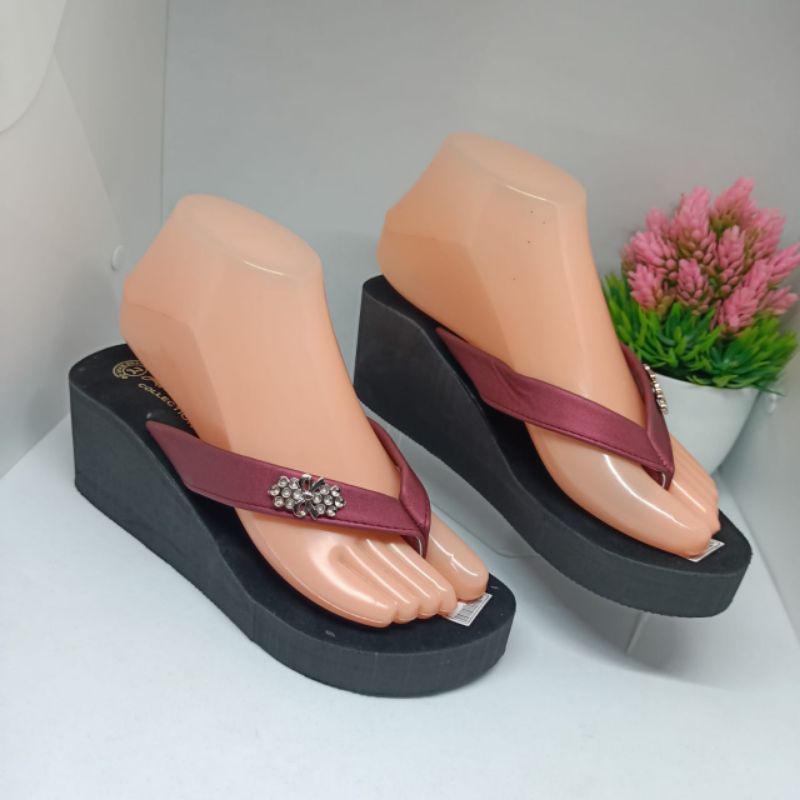 Sandal Wedges Zee-She  jepit mutiara 17