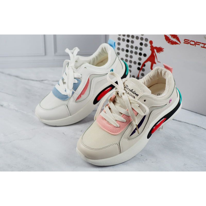 SEPATU SNEAKERS WANITA SOFIYA 9905-6