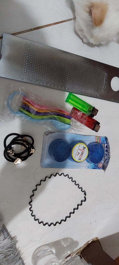 Blue Clean Pembersih Dan Penyegar Toilet Duduk Per Pack Isi 3 Pcs A