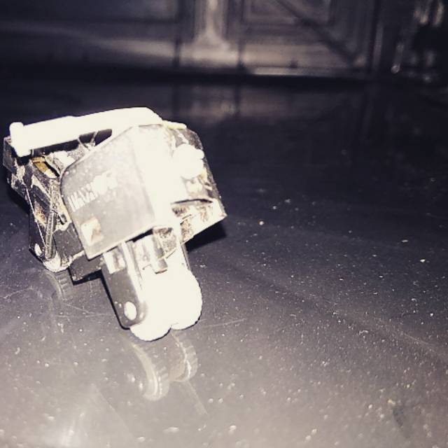 Action Figure dari barang bekas "Miniatur Motor" Dari Korek gas bekas