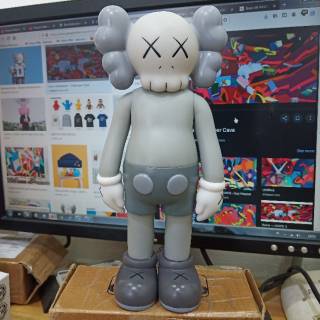 Boneka kaws Kaws Uniqlo x Kaws Shopee Indonesia Boneka kaws Kaws Uniqlo x Kaws Shopee Indonesia