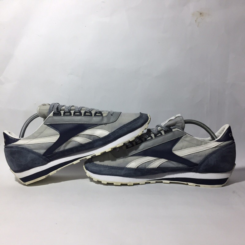 reebok aztec trainers