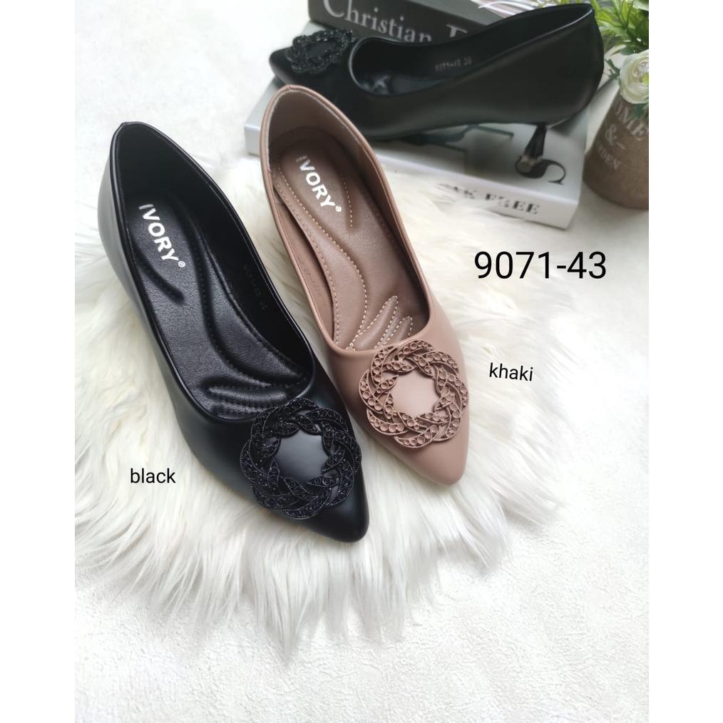 Ivory Sepatu Heels Wanita 9071-43