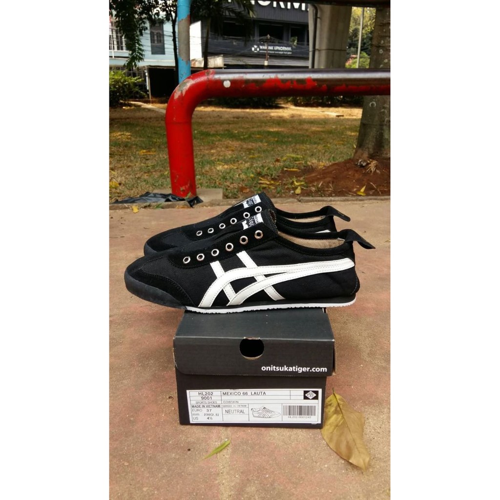 Dijual Sepatu Asics Onitsuka Tiger mexico 66 Slip On Pria Berkualitas