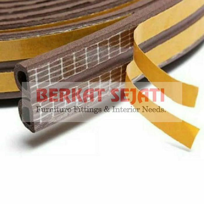 Model D Door Seal Peredam Kedap Suara Air Karet Busa Penutup Celah Pintu Jendela Moher Mohair