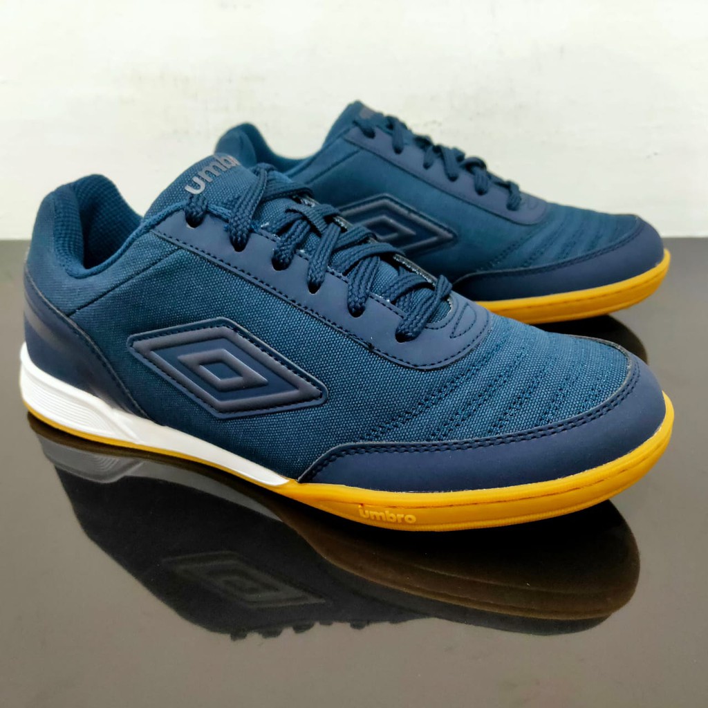 Sepatu Futsal - UMBRO FUTSAL STREET    V 81277U AYE Dark Navy