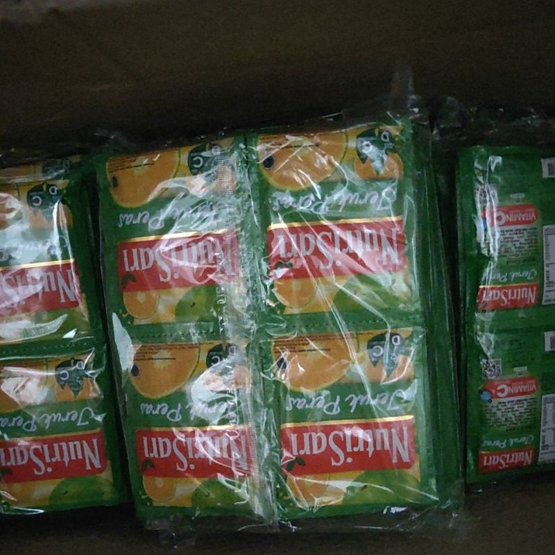 

Nutrisari jeruk peras 1pak isi 4renteng