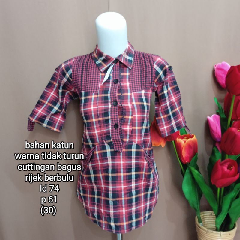 PRELOVED THRIFT KEMEJA WANITA // KEMEJA WANITA // PRELOVED KEMEJA // THRIIFT KEMEJA // THRIFT KEMEJA BEKAS-1