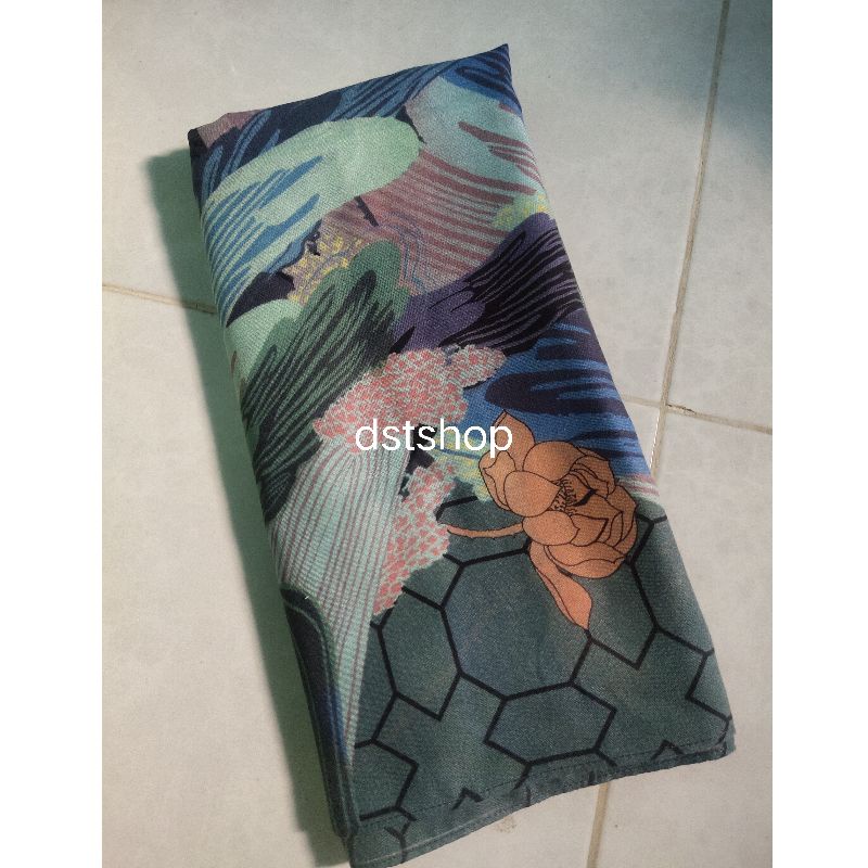 kaguya scarf navy by ria miranda