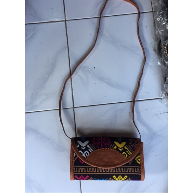 Tas dompet kembung endek songket bali