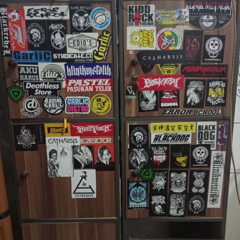 

STICKER LEMARI/HELM/KACA BRAND DISTRO/BRAND METAL/BAND METAL/REGGE