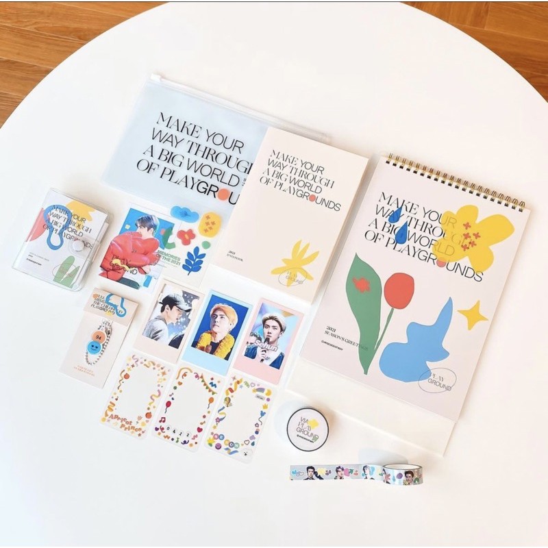 baca deskripsi sehun iridescent boy season greeting calendar exo