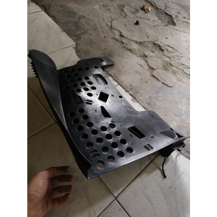 Lower Dashboard Passenger Trim Mercedes C-Class W204 A2046800382