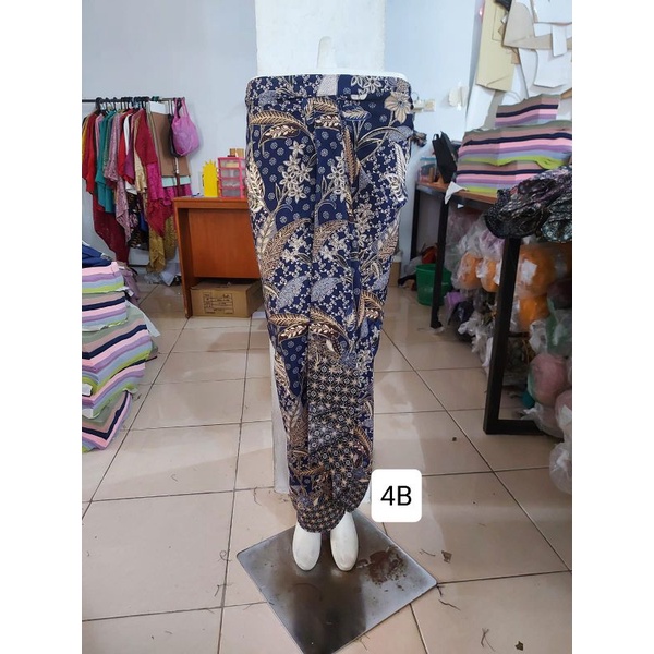 (2/3) Rok batik FOIL EMAS pinggang karet. Langsung pakai. Termurah produksi sendiri. KeroncongBusana-4B