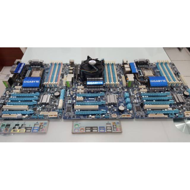 Motherboard Ga-x58a-ud3r socket 1366 plus proc core i7 930-i7 950