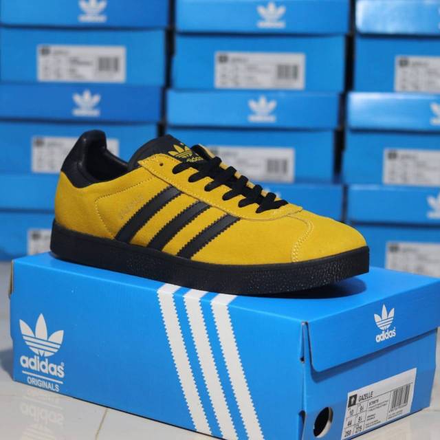 adidas gazelle yellow black (bnib)