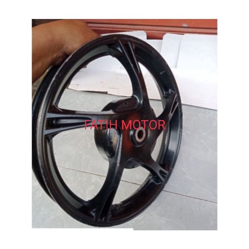 velg Velek  blakang Mio sporty Mio soul/Mio smaile Fino karbu original/bekas copotan