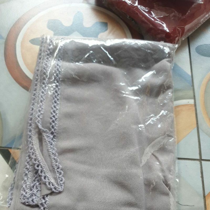 PASHMINA CROCHET 180 X75 DIAMOND  SULAM  PICOT EMBORDY-Silver mat babydoll