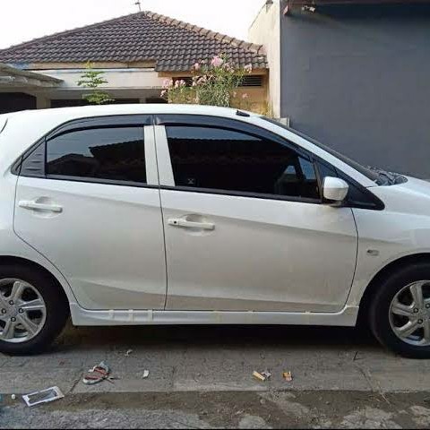 SIDE SKIRT HONDA BRIO OLD