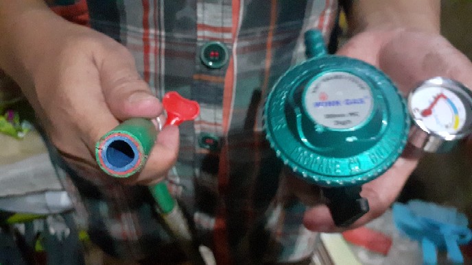 Set Winn Gas W-399m Meter + Selang Hijau 5 Lapis 2 Mtr + 2 Klem Kuping / Regulator Gas + Selang Gas