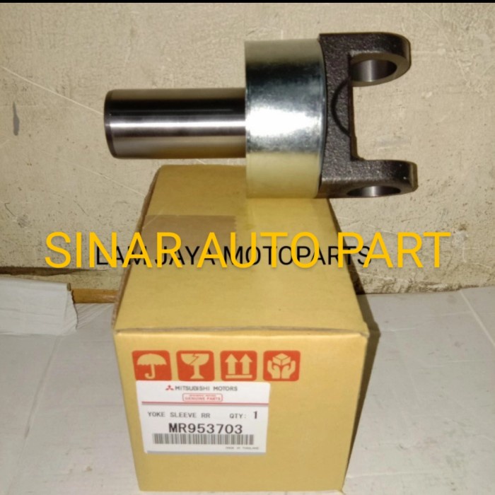 SAP YOKE SLEEVE BELAKANG REAR L200 STRADA YOKE SLIP MR953703