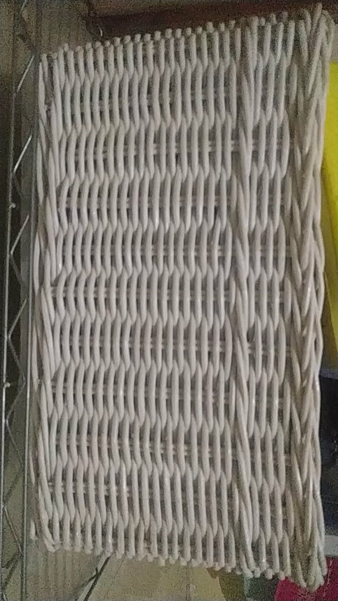 Keranjang Rotan Persegi Besar 42x32x22 Cm