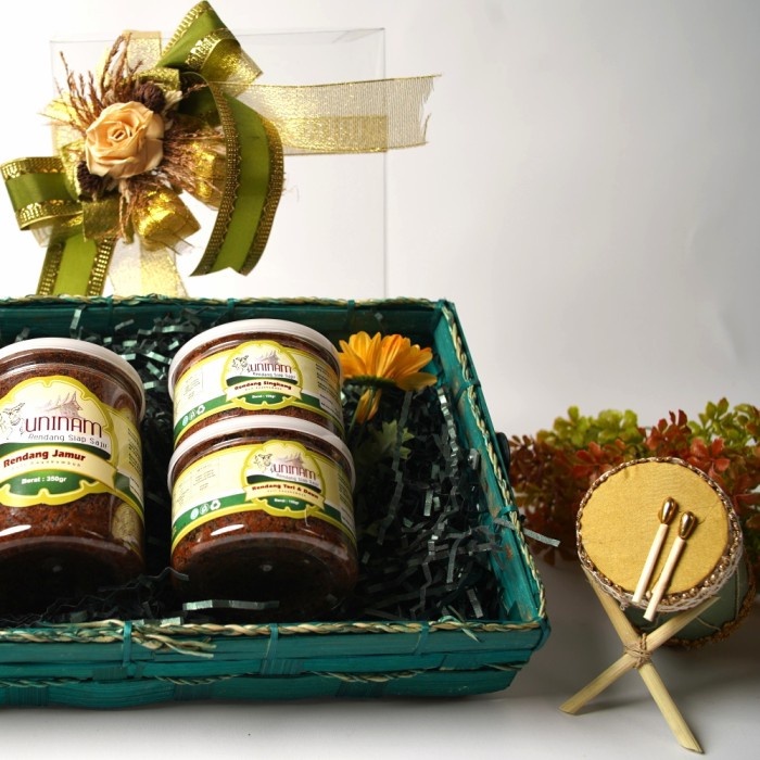 

Hampers Rendang Corniche / Hampers Rendang Uninam