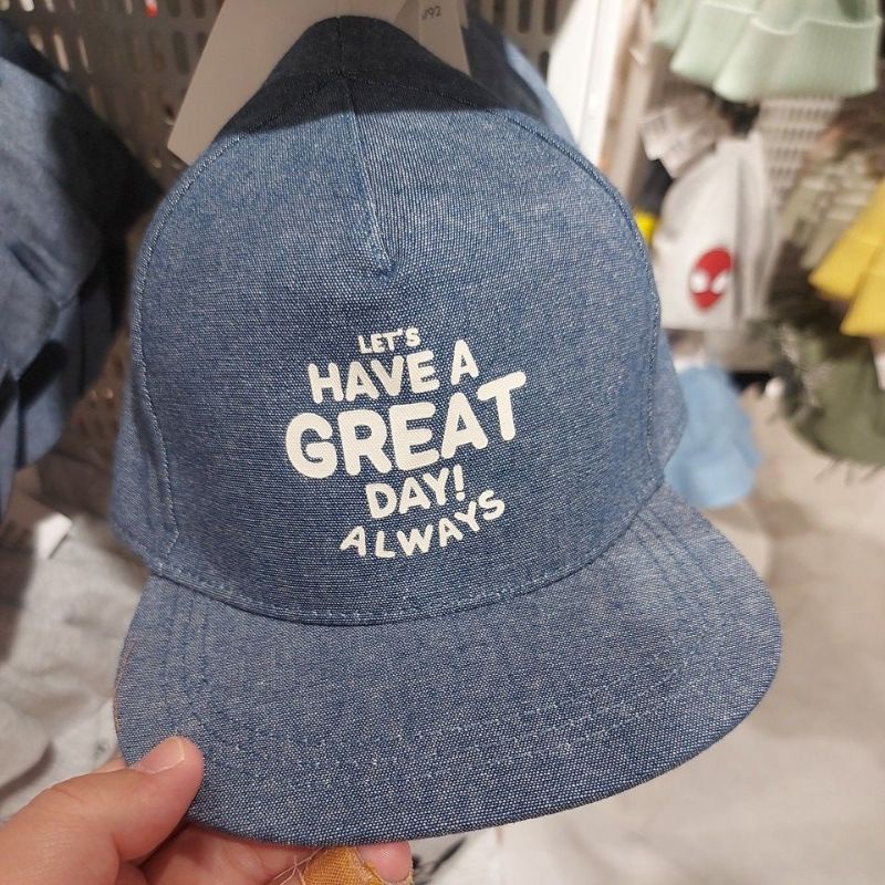 NEW H&M BABY TOPI MOTIF