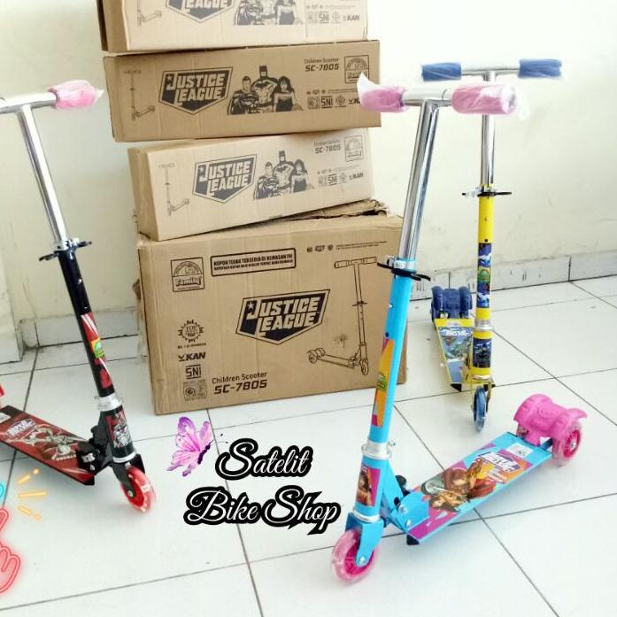Scooter Anak Family Special Edition Justice League SC 7805 atau Atlantis Skuter Anak Murah ...