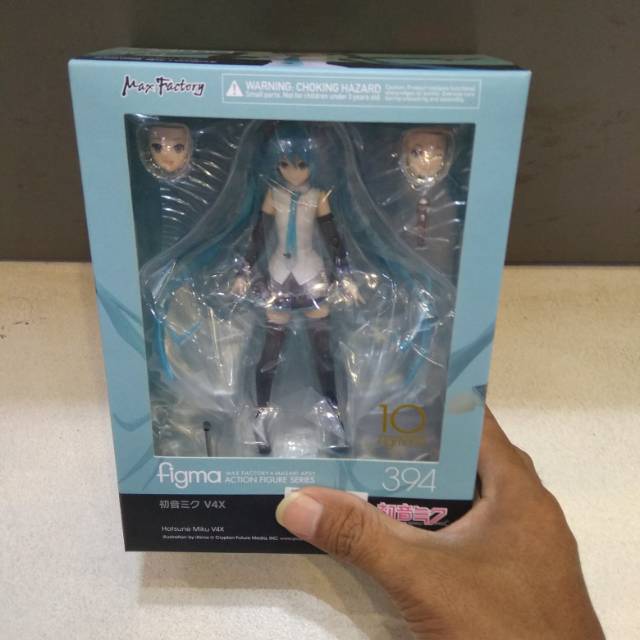 Figma 394 Hatsune Miku v4x
