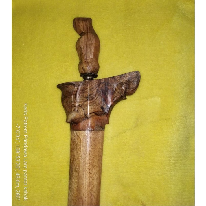 Keris Patrem  Pandawa Lare pamor wengkon isen