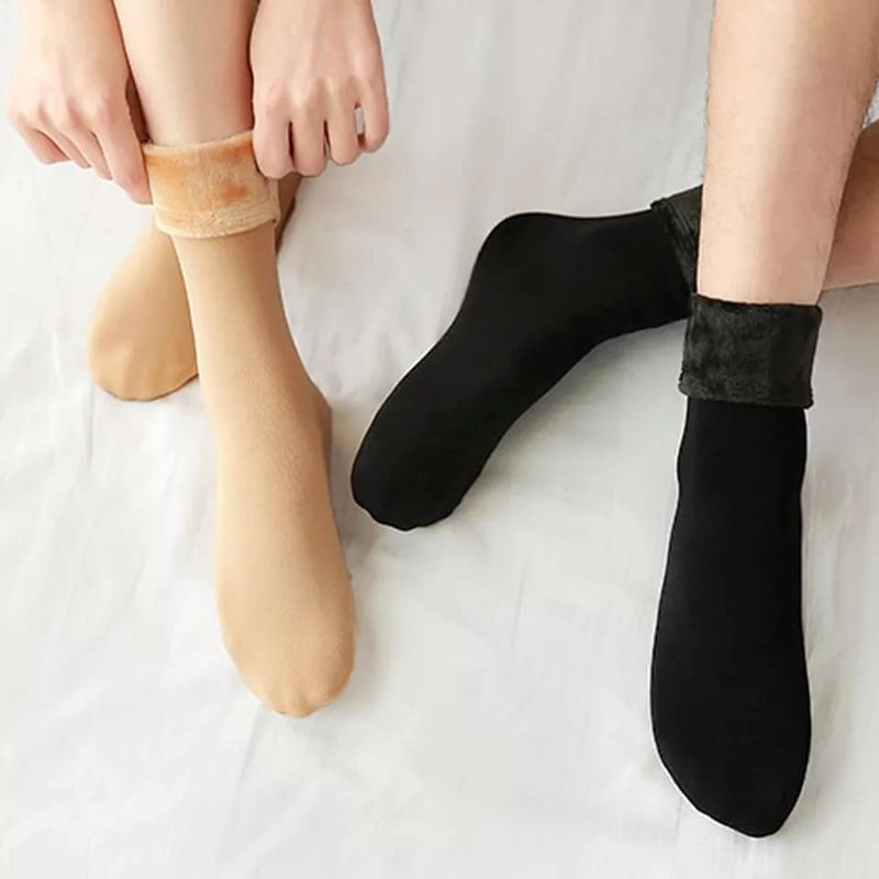 KAOS KAKI WINTER