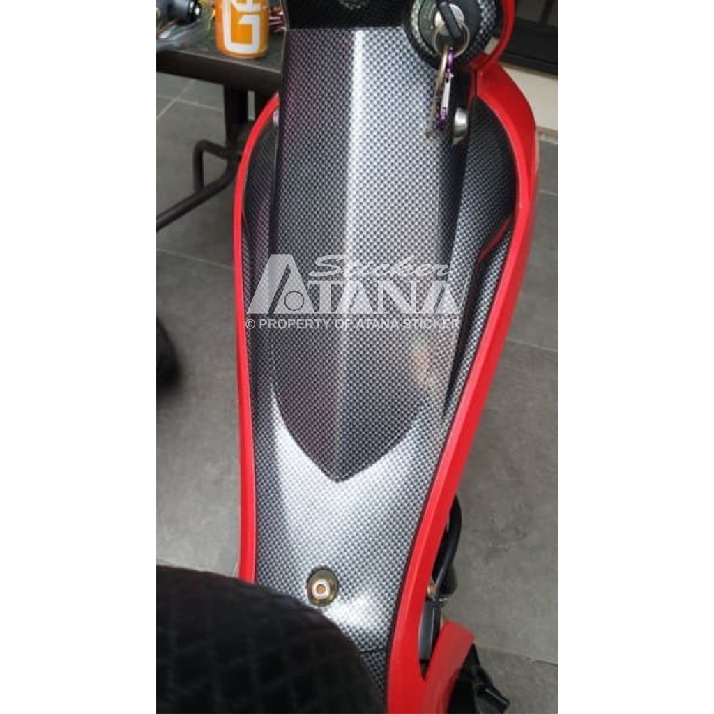 Skotlet Carbon Catur Kotak Scotlet Karbon Emboss Fiber Metalik Paint Stiker Kevlar Sisik Ular Glossy Kilap Sticker Meteran Decal Roll Aksesoris Body Sepeda Motor Matic Mobil Spakbor Selebor Scolite Scotlight Sekotlet Hp Laptop Helm Supra Mio Astrea Shogun