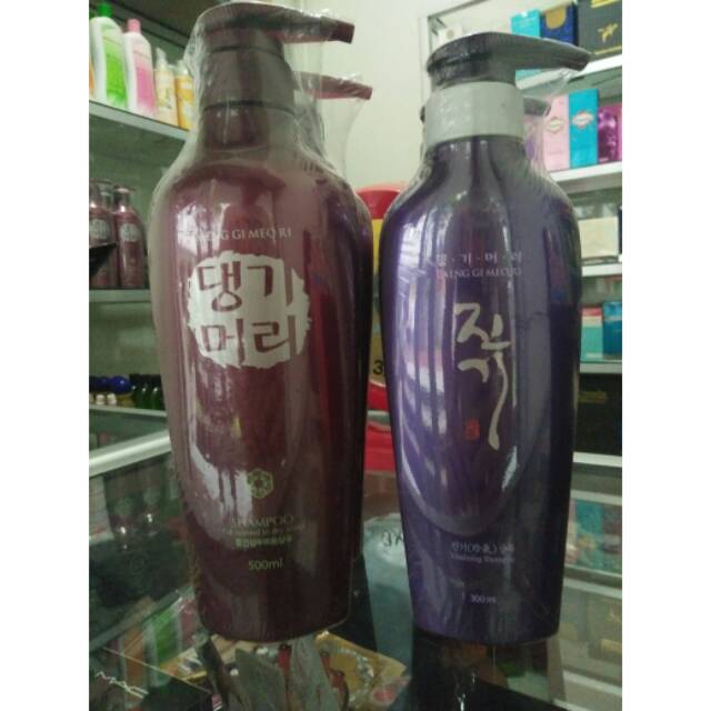 Shampo Daeng Gi Meo Ri