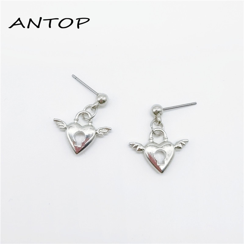 1 Pasang Eropa Dan Amerika Sederhana Anting Fashion In Net Merah Jantung Sayap Kunci Anting-Anting Wanita ANTOP