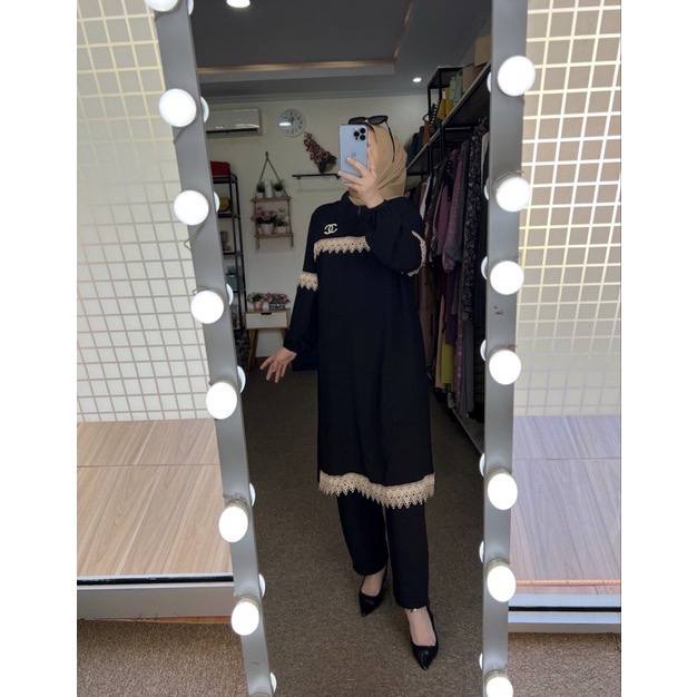 Joyagh One Set Tunik Renda Crinkle Airflow Setelan Wanita Lengan Panjang Fashion Muslim Kekinian LD 120 cm