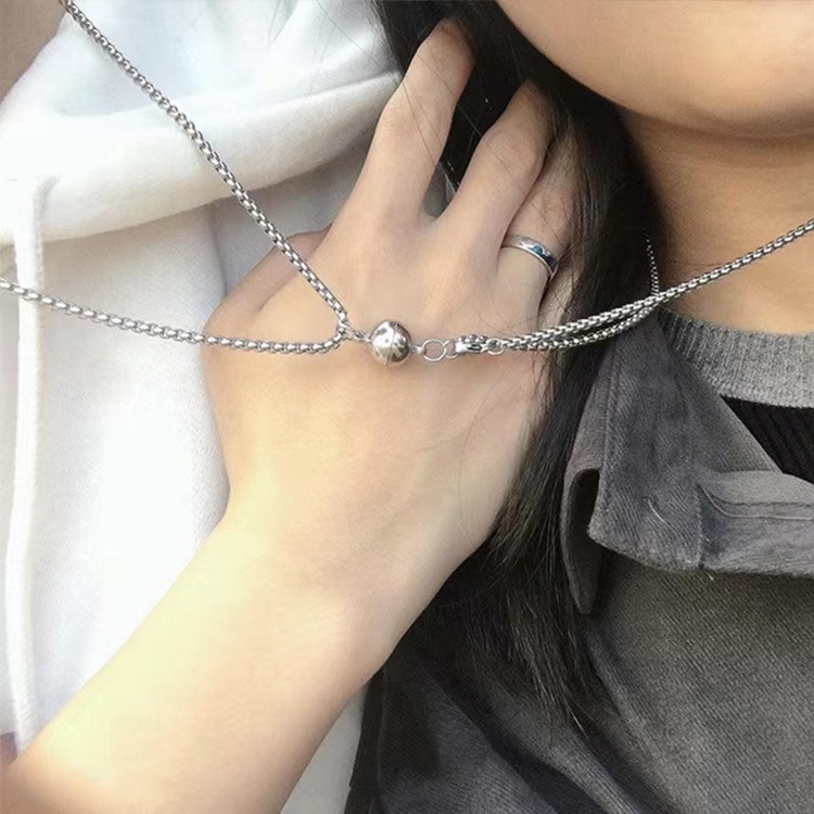 Kalung magnet pasangan / kalung stainless steel / kalung fashion pasangan /   gelang kalung pasangan