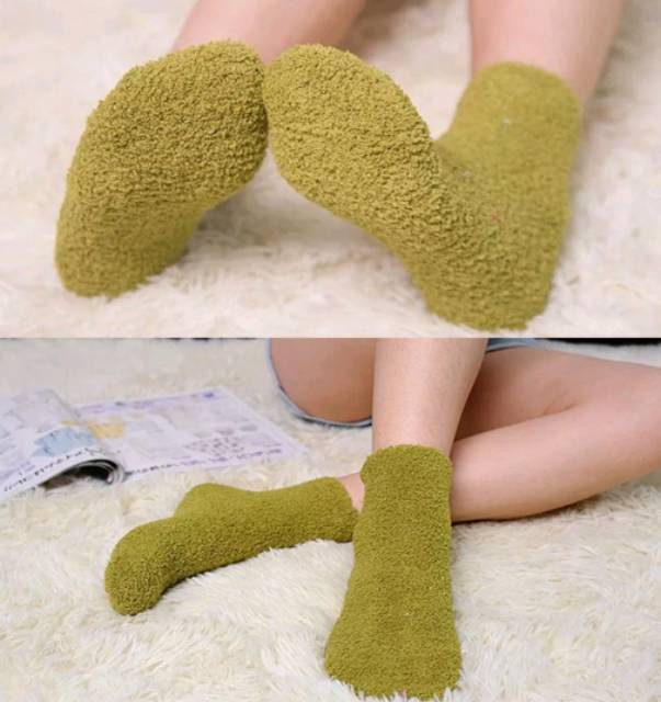 READY INDONESIA Winter Warm Socks Kaos Kaki Musim Dingin Unisex Women Men