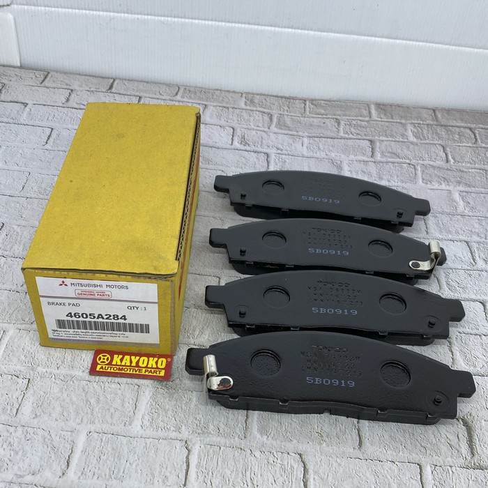 KAMPAS REM DEPAN TRITON/PAJERO SPORT BRAKE PAD TRITON 4605A284