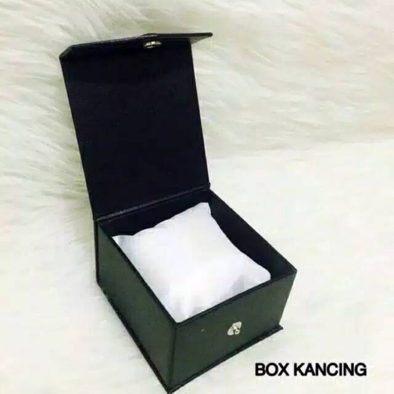 BOX KANCING PERLENGKAPAN JAM TANGAN MURAH BISA BAYAR DI TEMPAT