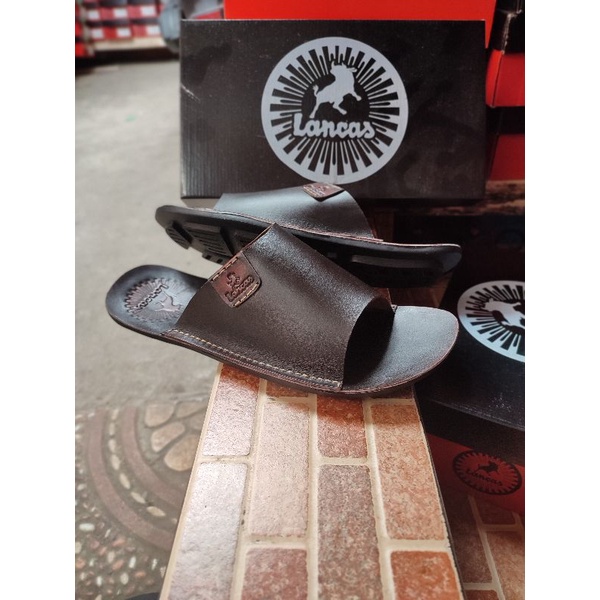 Sandal pria kulit size besar