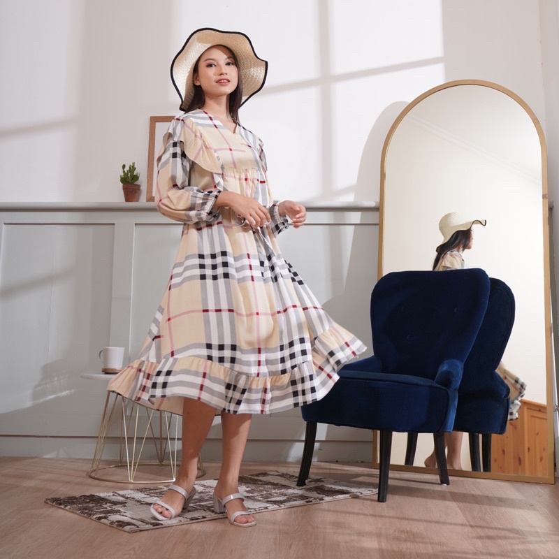 GHINA SERIES (Senyenyakitu.id)