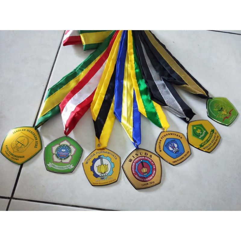 Gordon wisuda/Gordon wisuda satin/Gordon wisuda murah/Gordon sekolah
