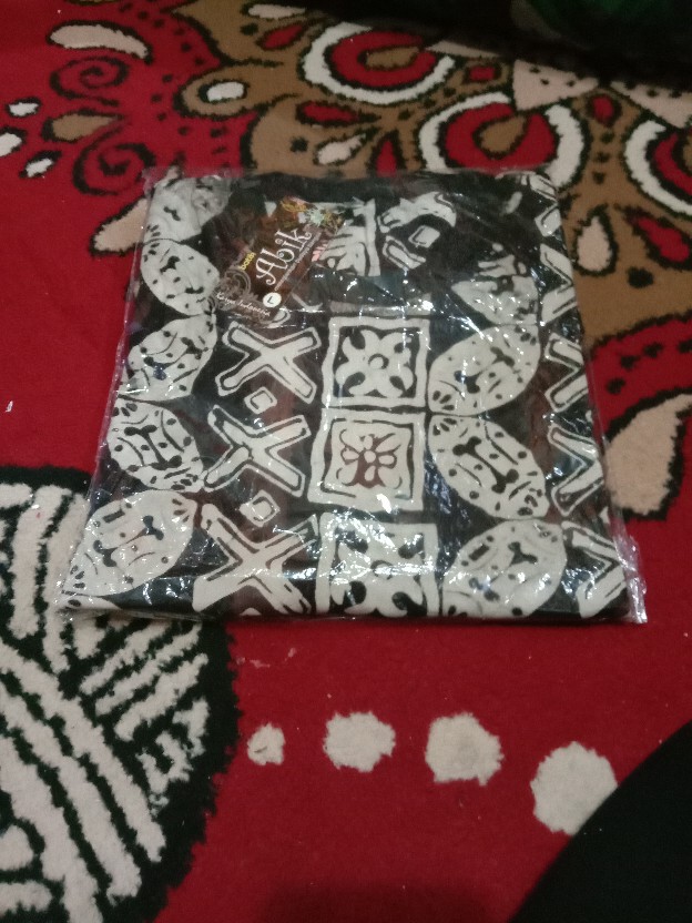 Kaos Cap Batangan Keren Bahan Katun Adem Nyaman