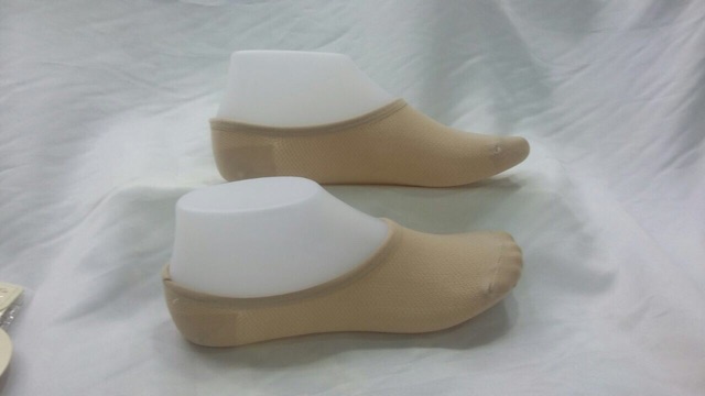 Kaos kaki muslimah fashion