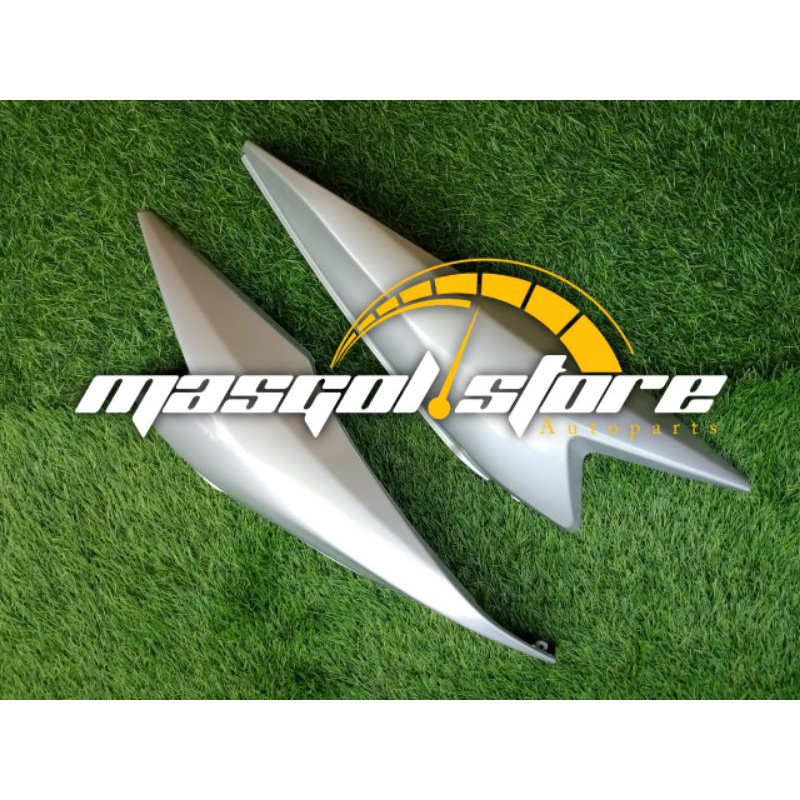 Cover Body Belakang Kanan Kiri Blade Lama Silver