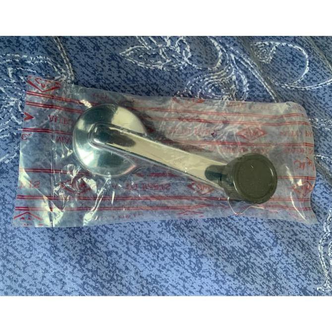 Handle Putaran Kaca Chevrolet Luv KBD 25