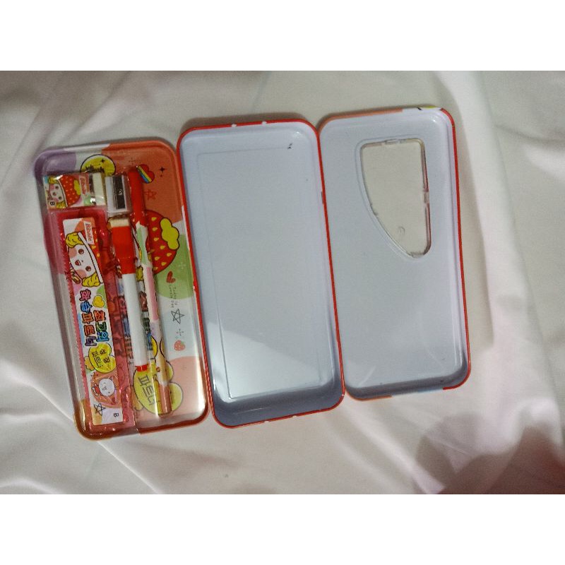 

tempat pencil dan isinya lengkap